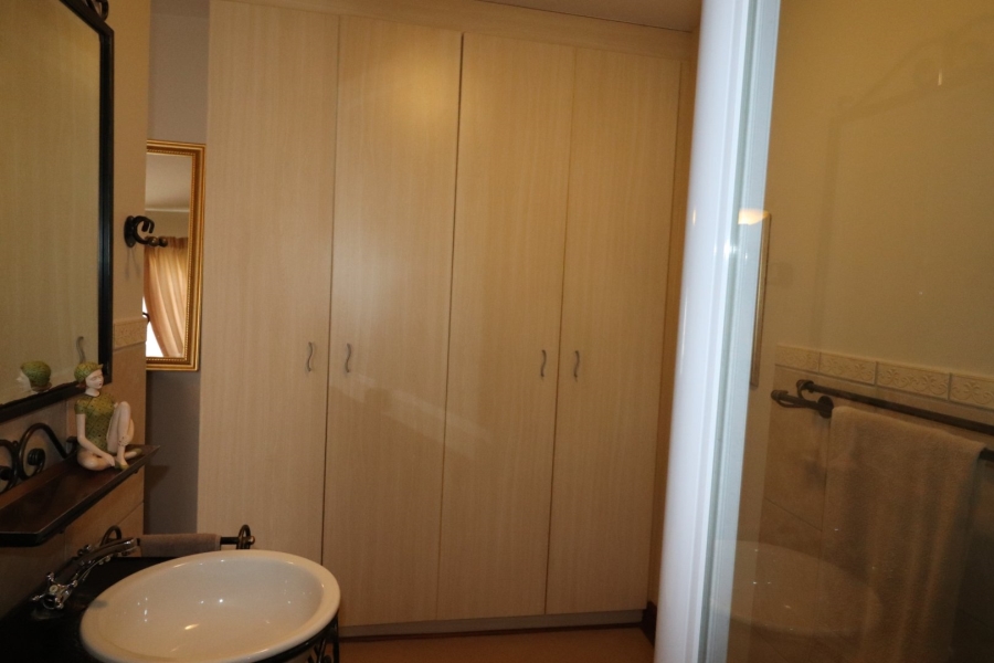 4 Bedroom Property for Sale in Hillsboro Free State